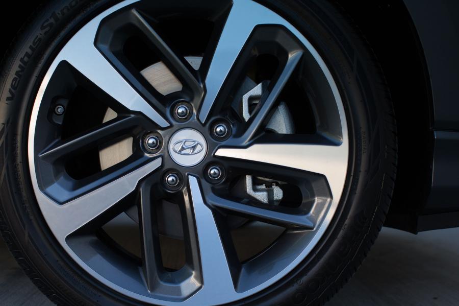 Колеса Hyundai Kona 2018 года  (NA) (фото 7 из 87)